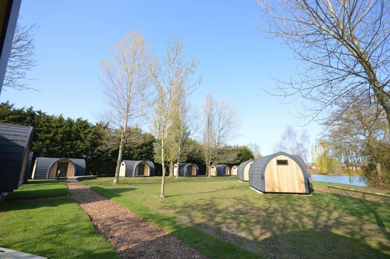 Camping Pods, Carlton Meres Holiday Park Rendham 외부 사진